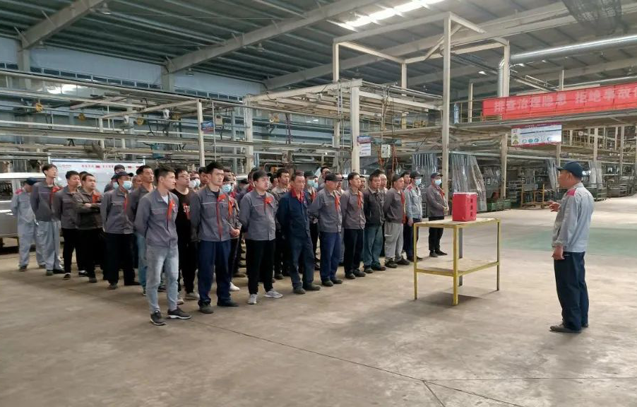 病魔無情、公司有愛——北京汽車制造廠黃驊基地為患病職工愛心捐款